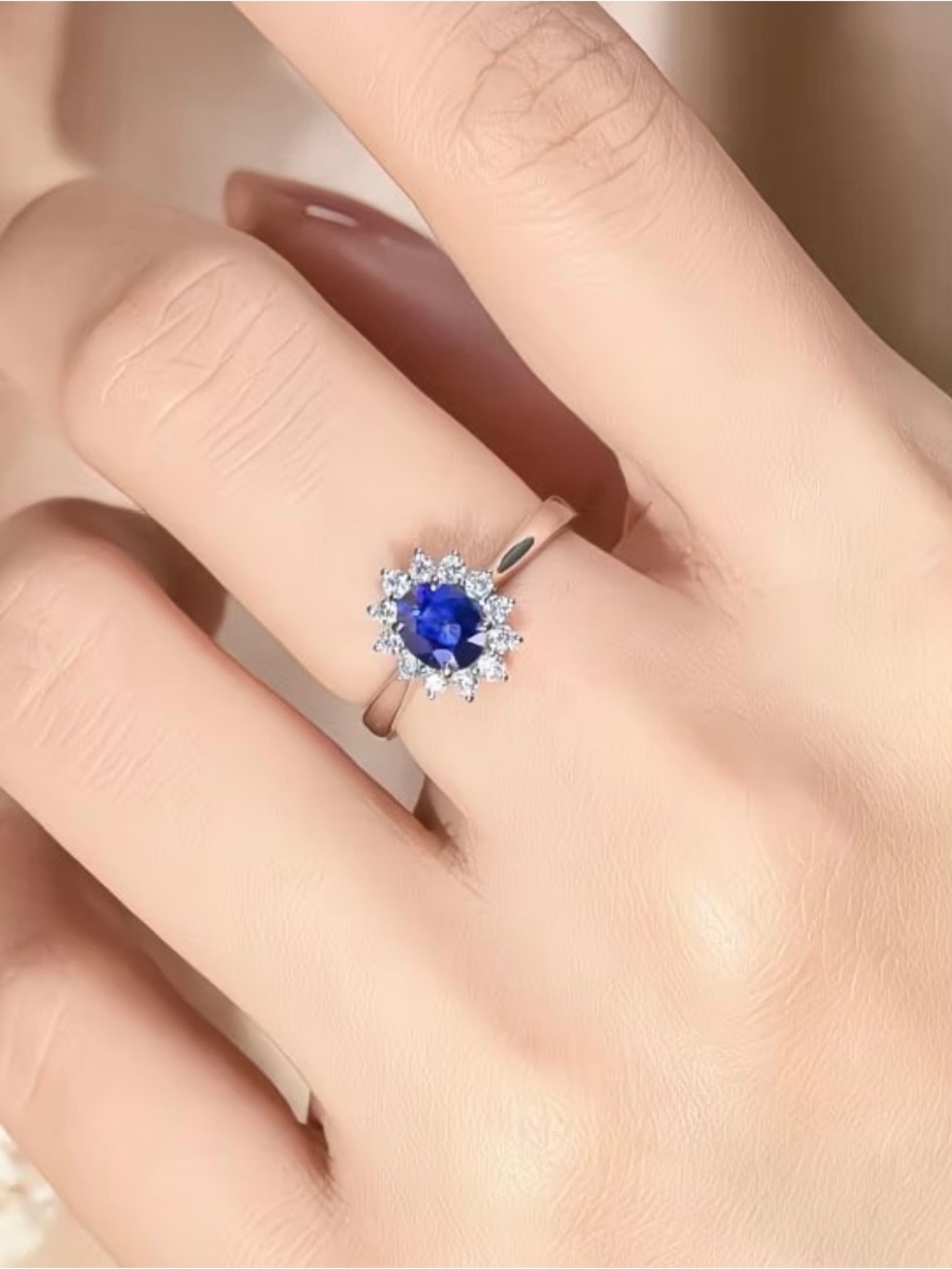 💖Classic Blue Sapphire Adjustable Halo Ring